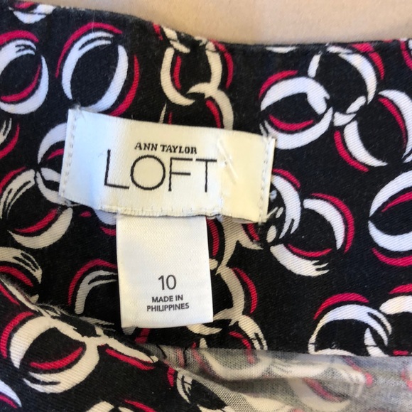 Loft Skirt Black Red White Circle Pattern Size 10 - Picture 5 of 5
